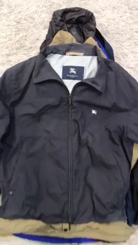 Burberry ,jackwolfskin,TNF and more windbreakers