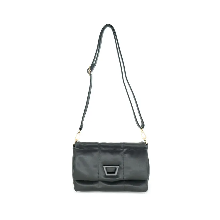 Chain Detail Flap Bag