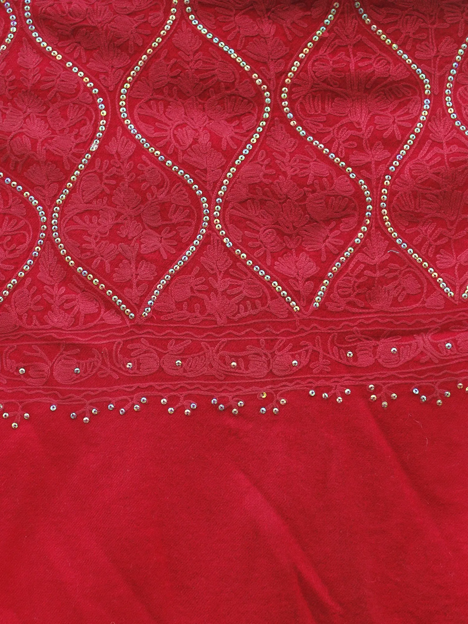 Dark Maroon Cashmere Jamawar Aari Embroidered Fine Woolen Stole - S6317199