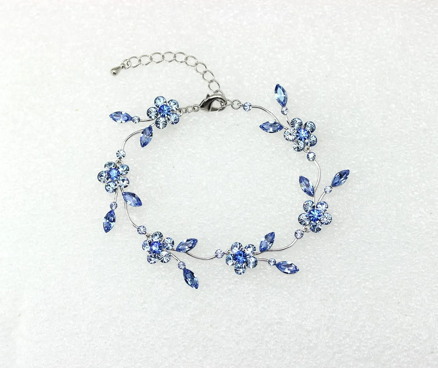 Faship Gorgeous Rhinestone Crystal Floral Necklace Earrings Set