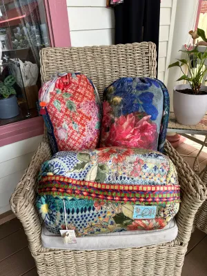 Laurel Canyon Cozy Blanket