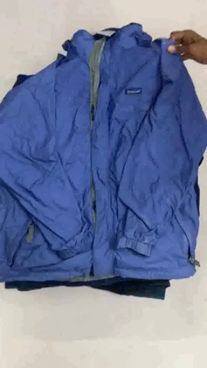 Patagonia Fleeces / Jackets - 30 pieces