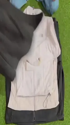 Tnf fleece jackets 14 pcs